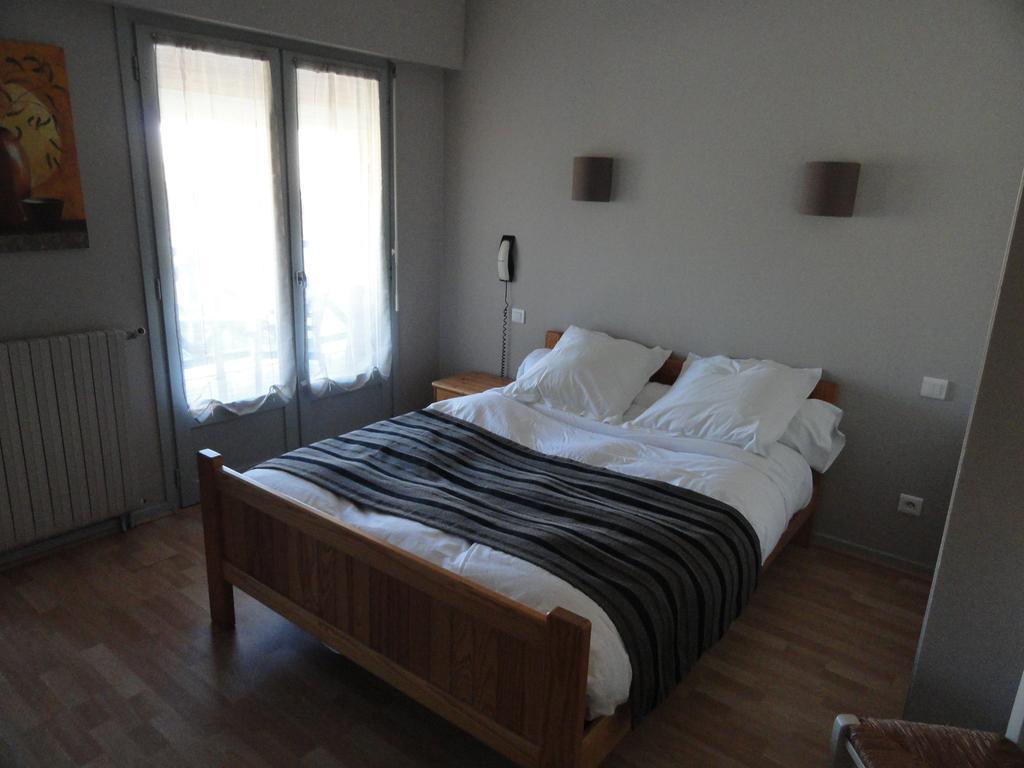 Hotel De France Maubourguet Habitación foto